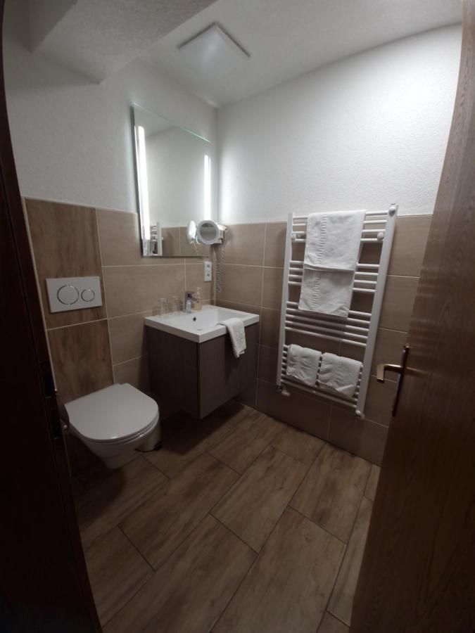 הרוואלד Gaestehaus Schoeneweiss מראה חיצוני תמונה