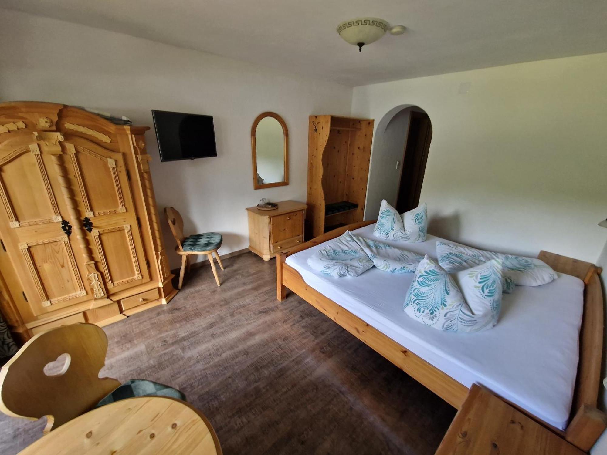 הרוואלד Gaestehaus Schoeneweiss מראה חיצוני תמונה